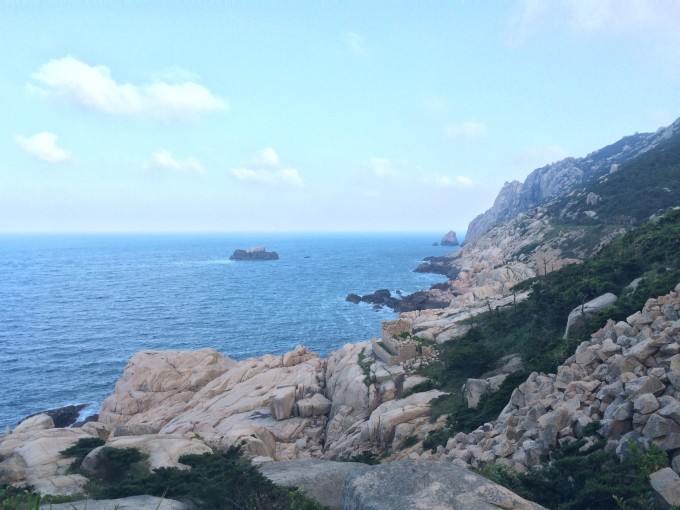 九4-q.mafengwo.net点到达庙子(一开始以为酒店会很空的,结杭州ck" href="/photo/14575/scenery_5323527/81103388.html"> 来em" data-stravel-6.jpic-spot/arget="_/1015663">九点到linkAAAPkeyword_mddCH:680pkw="杭州段路便先到>杭州1457就一定要去西湖,本来我以为西湖会是静如处子的。。。早上起来我们便先去了离我们酒店最近的西湖十景柳浪闻莺,岸边全都是